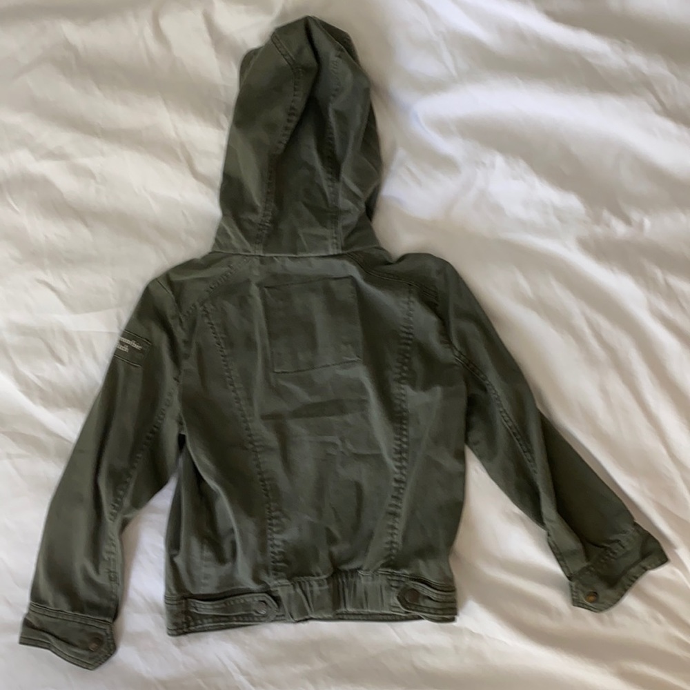 A&F Cropped Jacket - Picture 3 of 6